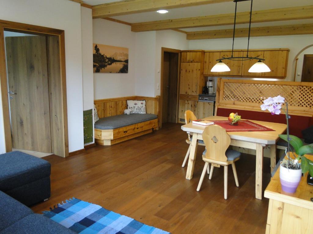 Appartement Gipfelsturm Haus im Ennstal Exterior foto